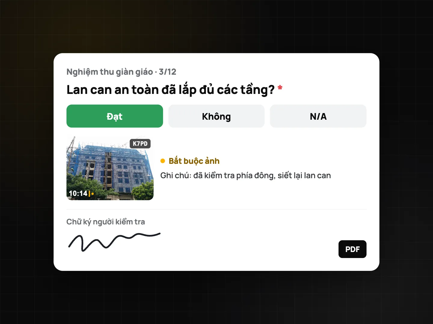 Cận cảnh các câu hỏi checklist: câu Có/Không/Không áp dụng có ảnh bắt buộc kèm Mã ảnh, ô ghi chú và ô chữ ký