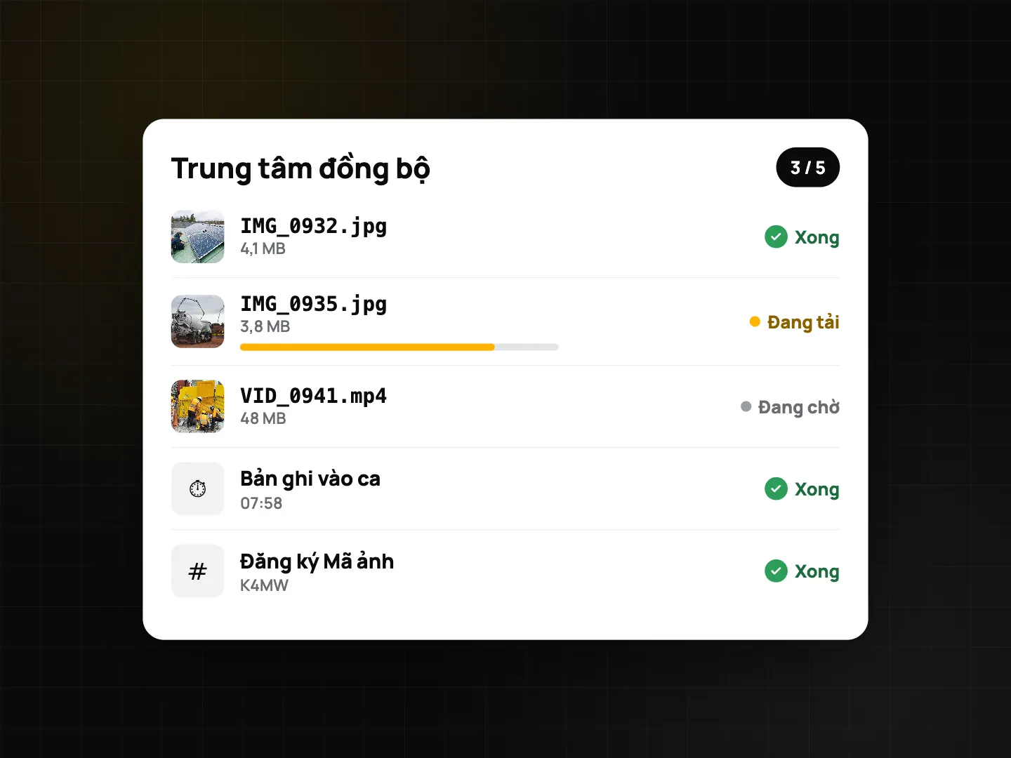 Hàng đợi tải lên trong Trung tâm đồng bộ khi đồng bộ ảnh khi mạng yếu: ảnh nhóm, chấm công, đăng ký Photo Code với trạng thái đang chờ, đang tải, đã xong